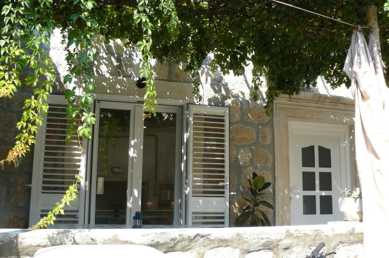Eco Apartments Kate Sudurad ภายนอก รูปภาพ