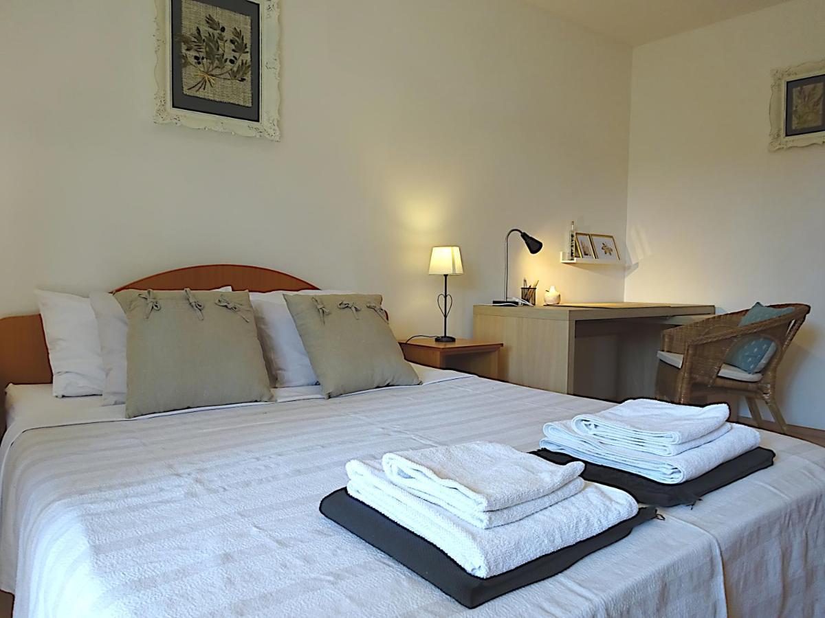Eco Apartments Kate Sudurad ภายนอก รูปภาพ